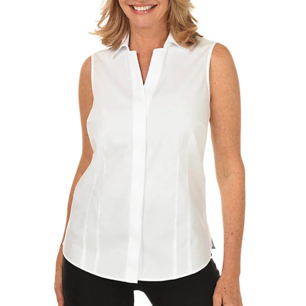 White House Black Market: Women's White Sleeveless Top